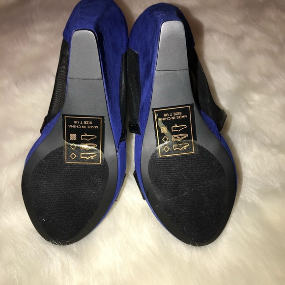 Aithley Wedge Heel in Cobalt and Black - Picture 7 of 8